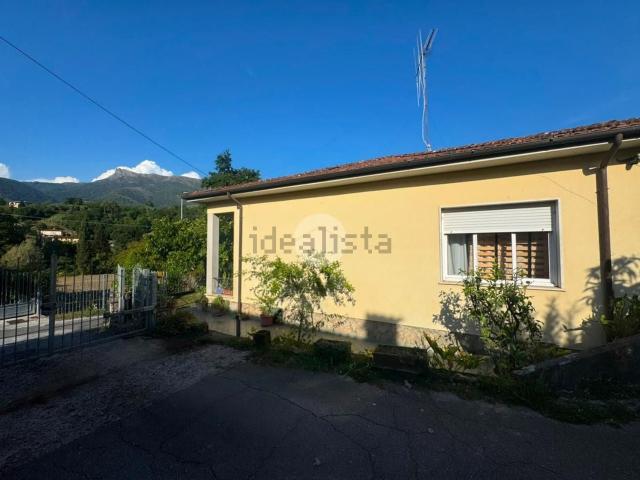 Villetta indipendente in vendita di 100 m² in Via della Liberazione