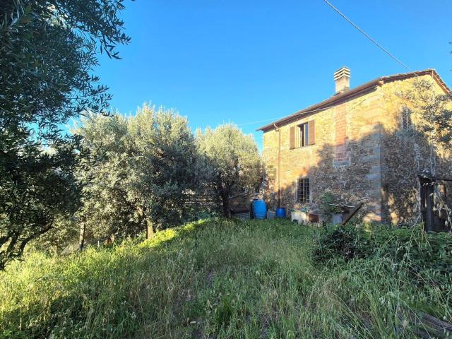 Villetta indipendente in vendita di 100 m² in Via di Lucciano, 231