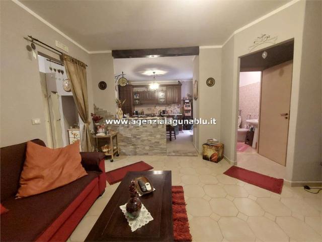 Villetta indipendente in vendita di 100 m² in Via Emanuele Sansone