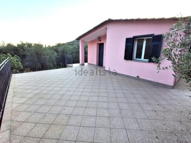 Villetta indipendente in vendita di 100 m² in Via Fanny Roncati Carli, 190