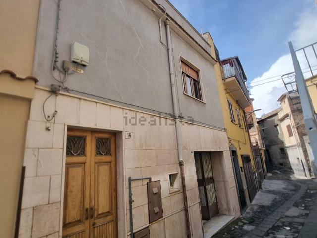 Villetta indipendente in vendita di 100 m² in Via Filippo Turati