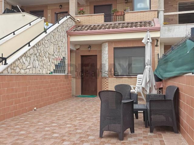 Villetta indipendente in vendita di 100 m² in Via Francia, 16