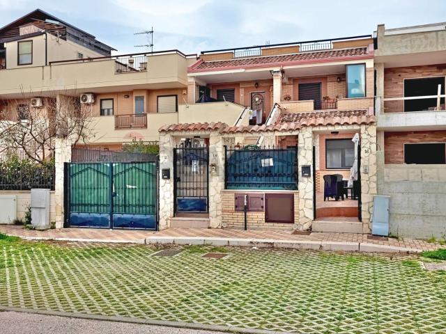 Villetta indipendente in vendita di 100 m² in Via Francia, 16