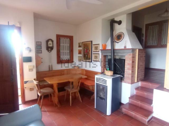 Villetta indipendente in vendita di 100 m² in Via Montalbano