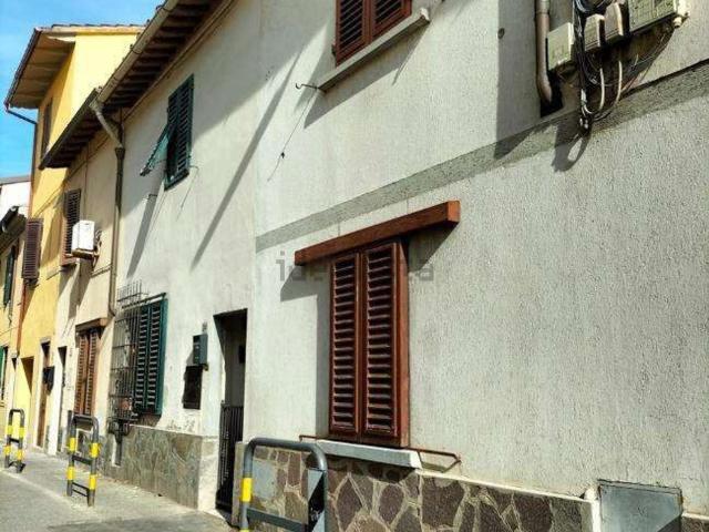 Villetta indipendente in vendita di 100 m² in Via Mugellese