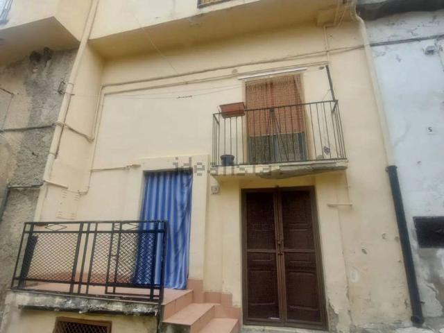 Villetta indipendente in vendita di 100 m² in Via Novara