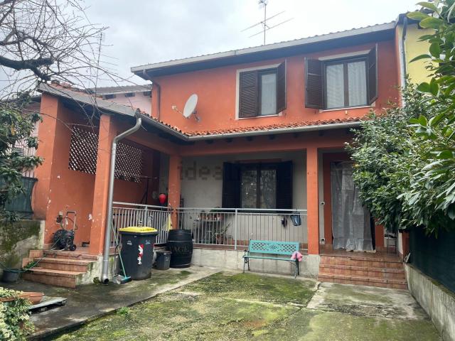 Villetta indipendente in vendita di 100 m² in Via Solferino, 12