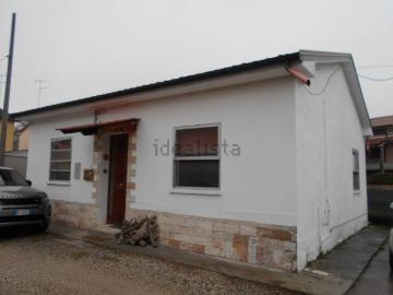 Villetta indipendente in vendita di 100 m² in Via San Carlo, 10