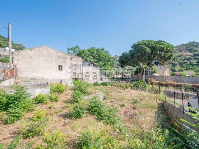 Villetta indipendente in vendita di 100 m² in Via Santa Teresa di Riva