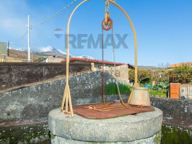 Villetta indipendente in vendita di 100 m² in Via Sarro Civita, 78