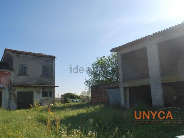 Villetta indipendente in vendita di 100 m² in Via Scapacchiò