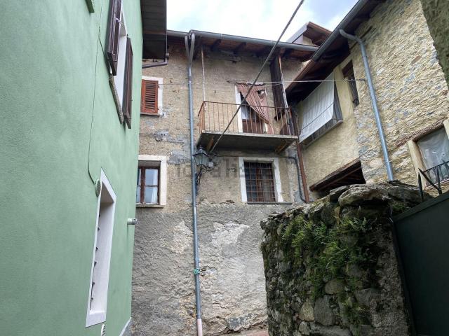 Villetta indipendente in vendita di 100 m² in Via per Viggiona, 9