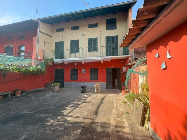Villetta indipendente in vendita di 100 m² in Via Perinotti, 41