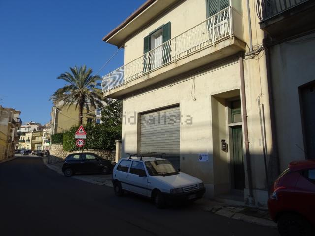 Villetta indipendente in vendita di 100 m² in Via Roma, 243