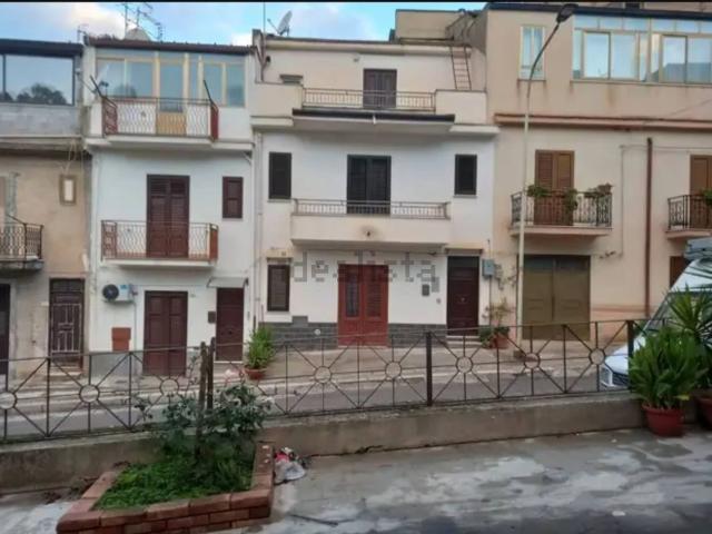 Villetta indipendente in vendita di 100 m² in Via Roma