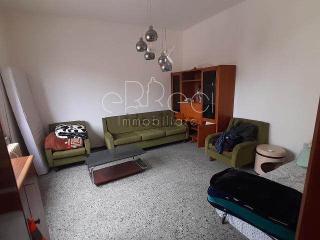 Villetta indipendente in vendita di 100 m² in Via Romeo Romei, 55