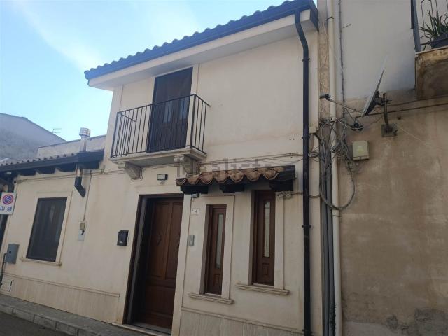 Villetta indipendente in vendita di 100 m² in Via Tobruk, 4