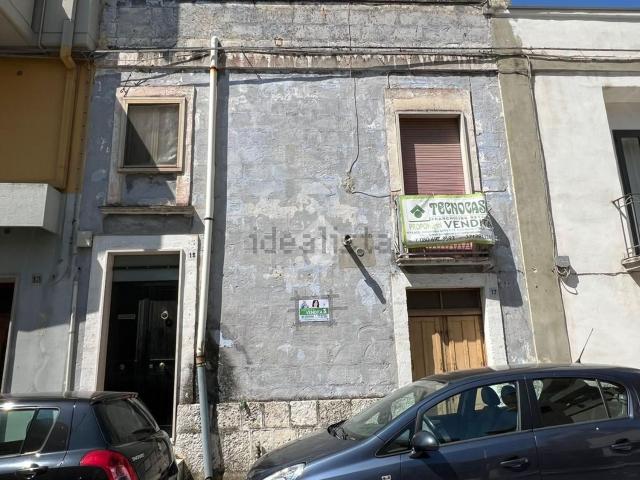 Villetta indipendente in vendita di 100 m² in Via Ugo Bassi, 15