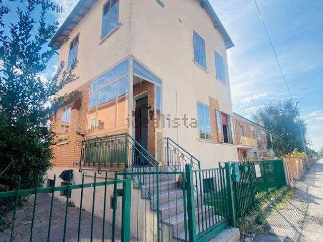 Villetta indipendente in vendita di 100 m² in Via Zola, 127