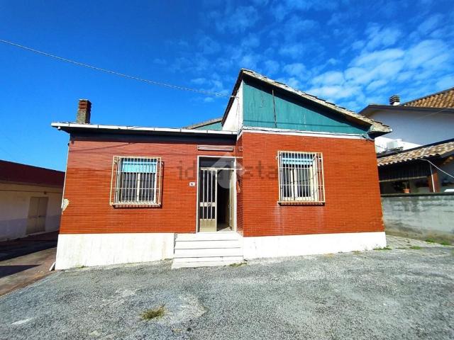 Villetta indipendente in vendita di 100 m² in Viale Immacolata, 84