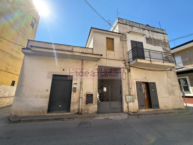Villetta indipendente in vendita di 100 m² in Corso Campano
