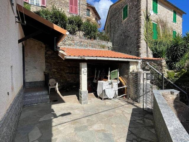 Villetta indipendente in vendita di 100 m² in Via Parrocchia