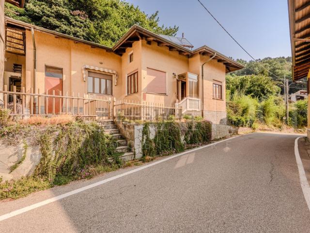 Villetta indipendente in vendita di 100 m² in Frazione Foglia, 5