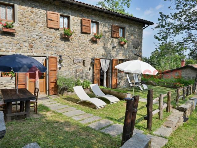 Villetta indipendente in vendita di 100 m² in Località Alpe di Vibbiana, 4