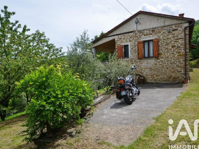 Villetta indipendente in vendita di 100 m² in Località Lisini