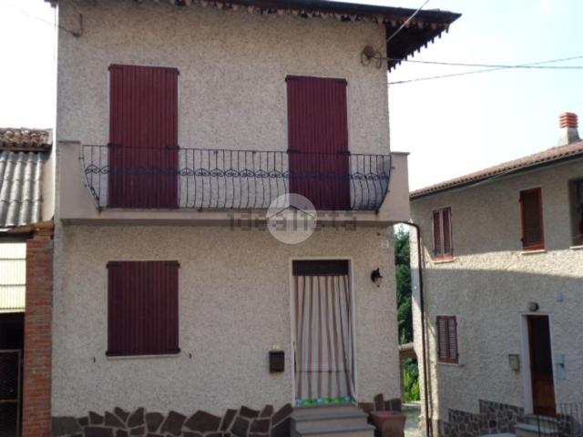 Villetta indipendente in vendita di 100 m² in Piazza Dallapè, 2