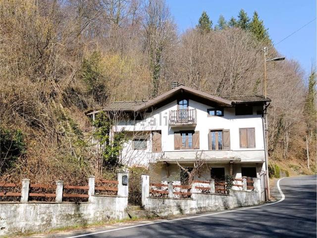 Villetta indipendente in vendita di 100 m² in Via Roma, 3