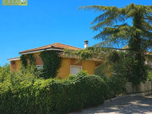 Villetta indipendente in vendita di 110 m² in Via Amendola