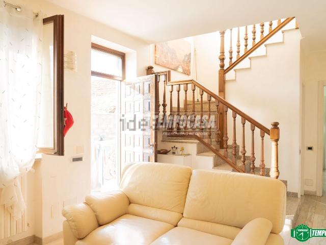 Villetta indipendente in vendita di 101 m² in Via Gioacchino Rossini, 1