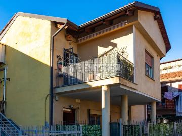 Villetta indipendente in vendita di 101 m² in Via Sestriere, 4