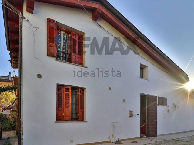 Villetta indipendente in vendita di 101 m² in Via Val d&apos Enza, 180