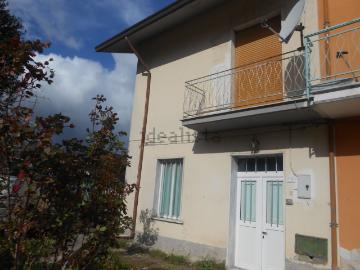 Villetta indipendente in vendita di 101 m² in Strada principale