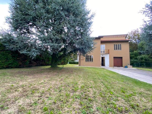 Villetta indipendente in vendita di 102 m²