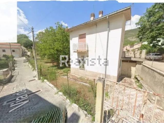 Villetta indipendente in vendita di 102 m² in Via del Rio