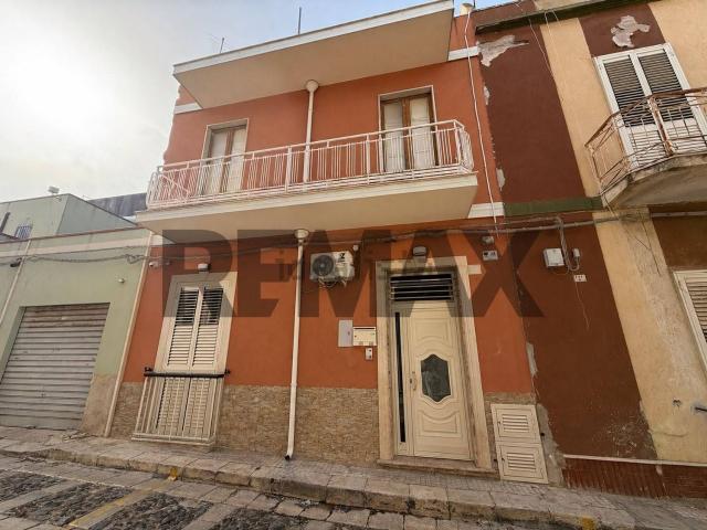 Villetta bifamiliare in vendita di 102 m² in Via San Martino, 92
