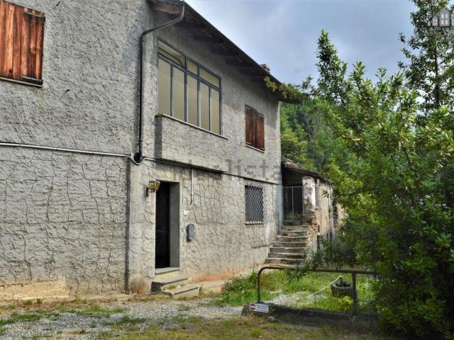 Villetta indipendente in vendita di 102 m² in Via Strole, 12