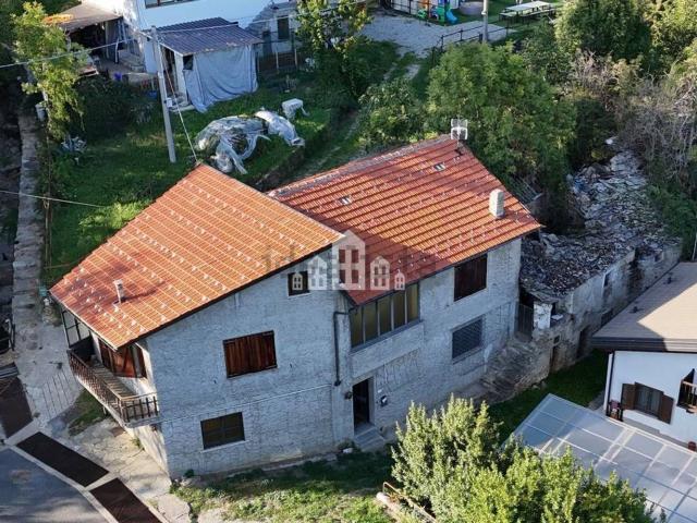 Villetta indipendente in vendita di 102 m² in Via Strole, 12