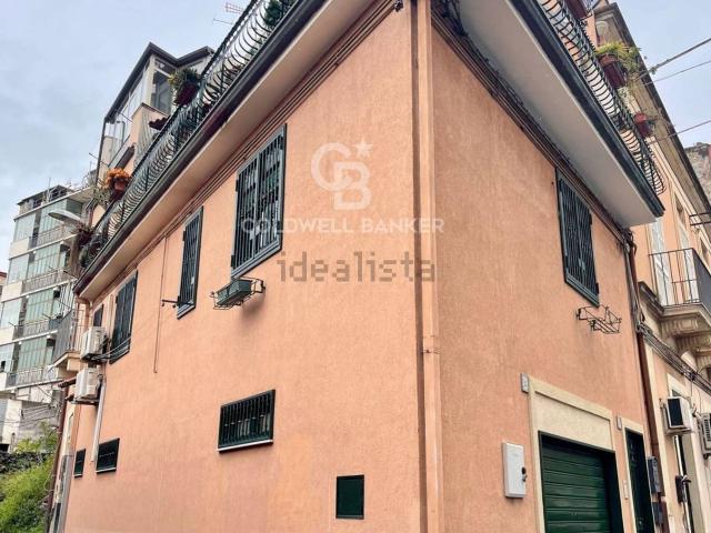 Villetta indipendente in vendita di 102 m² in Via Rodi, 32