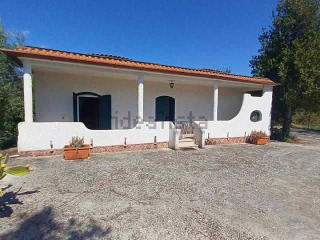Villetta indipendente in vendita di 103 m² in Via Carpinetana, 15