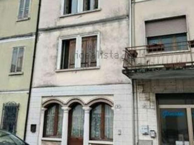 Villetta indipendente in vendita di 103 m² in Via Giuseppe Garibaldi