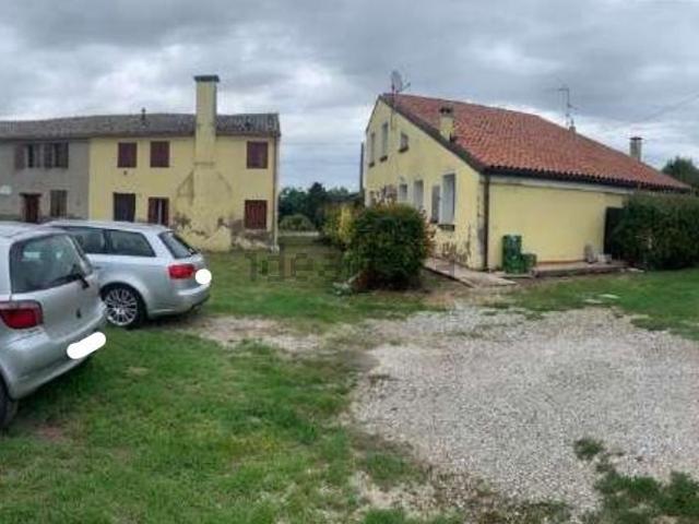 Villetta indipendente in vendita di 103 m² in Via Giacomo Leopardi, 409
