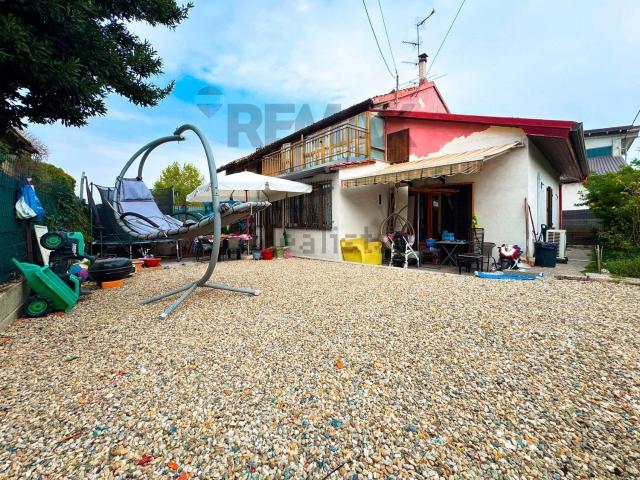 Villetta indipendente in vendita di 104 m² in Via Antonio Biginelli, 62