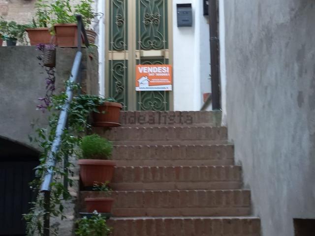 Villetta indipendente in vendita di 104 m² in Via roma, 25