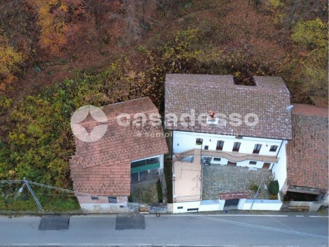 Villetta indipendente in vendita di 104 m² in Frazione Vanzone, 16