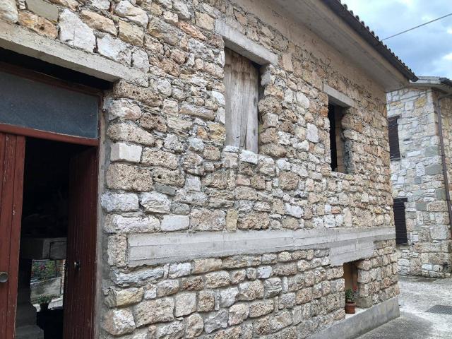 Villetta indipendente in vendita di 104 m² in Frazione Isola San Biagio