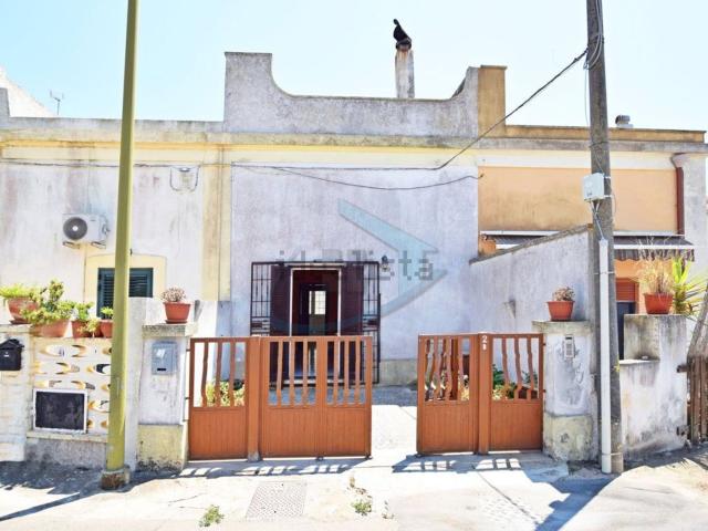 Villetta indipendente in vendita di 104 m² in Piazza Stazione